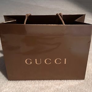Gucci shopping bag